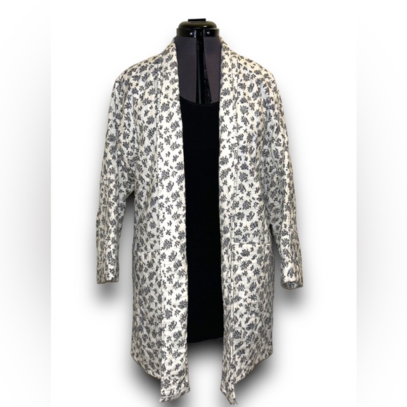 Bobbie Wren, Clad + Cloth • Quilted Open Front Floral Jacket, 100% Cotton, Med - Picture 3 of 16